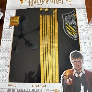 Harry Potter Hufflepuff Kids Cloak - Black and Gold